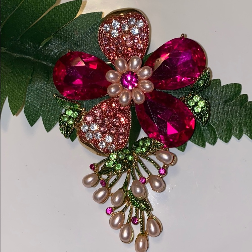Fashion Jewelry brooch - Picture 3 of 9